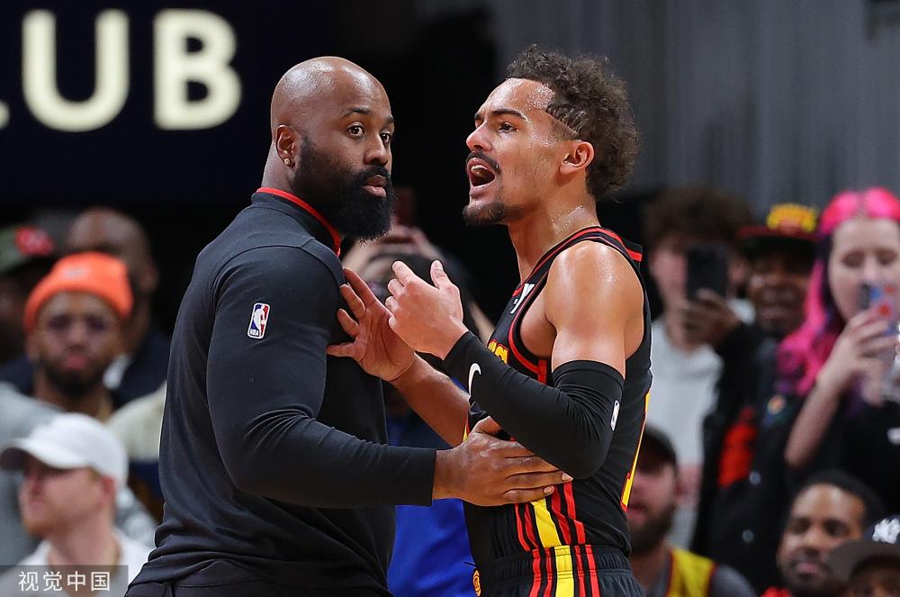 都以他们的 都以他们的