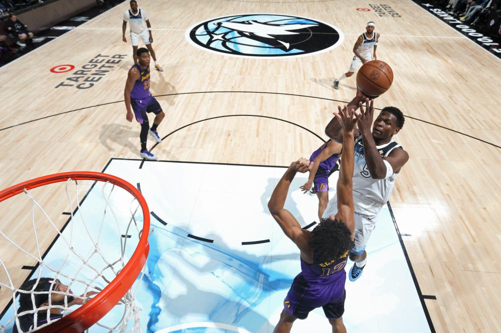 球队面临一 球队面临一